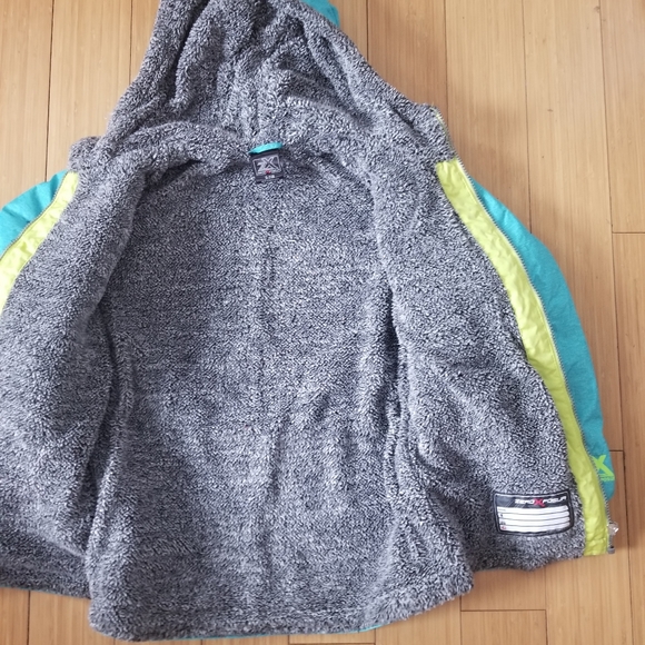 Zero poslir jacket size fits 6-8 years old girls - Picture 4 of 6